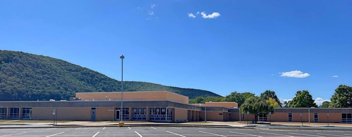 Exterior of Harlan Rowe Middle School